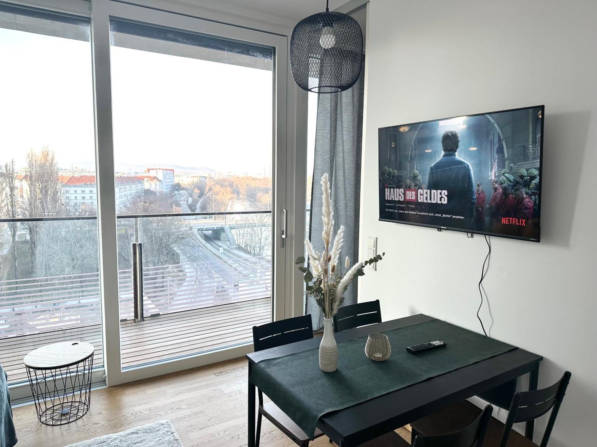 Mca Triiiple I Rooftop Pool I Free Parking I Netflix Leilighet Wien Eksteriør bilde